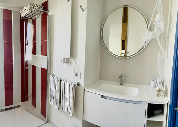 Maison B Appartement *